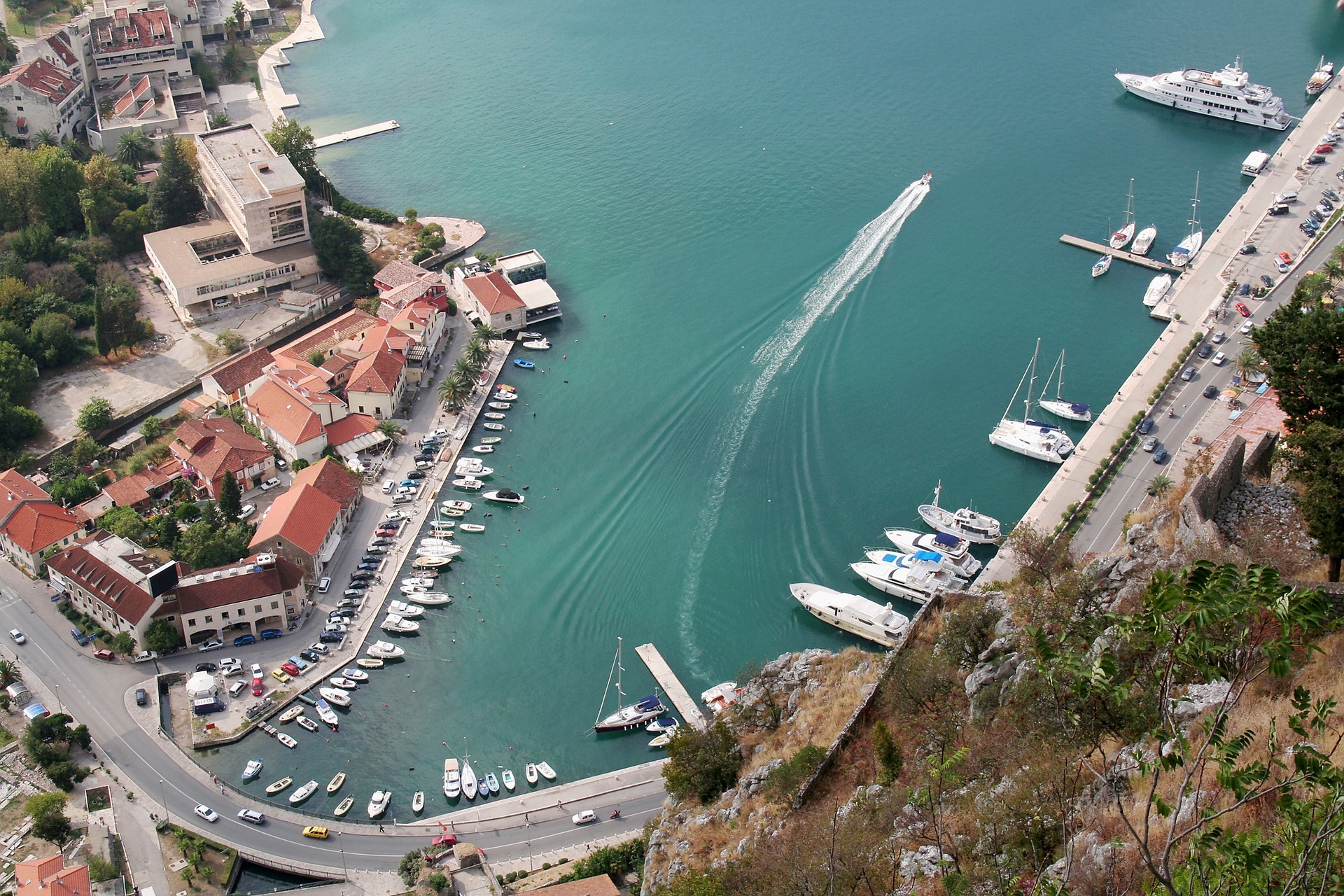 Montenegro strengthens underwater science through EU-funded MONUSEN project